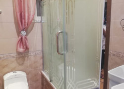 تركيب ابواب زجاج للحمامات