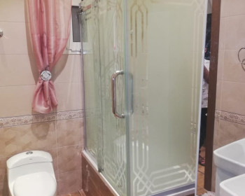 ابواب شاور حمامات حديثة